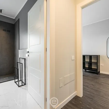 Saint Margaret Apartment *